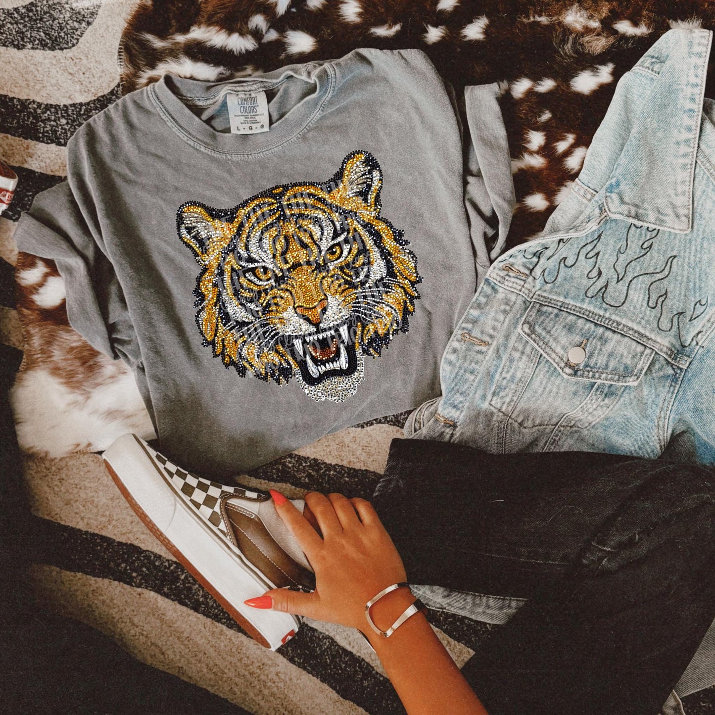 Faux Rhinestone Tiger | Digital Design | PNG | Sublimation | DTF | Mascot | Dazzle | Shirt Design | Country | Trending | Sparkle