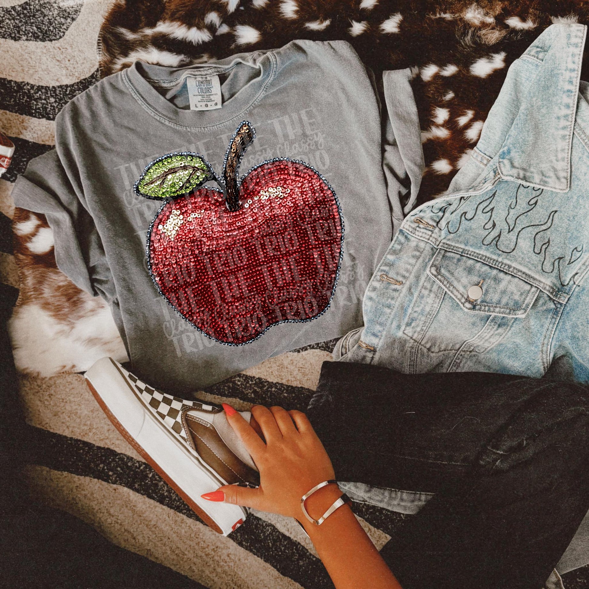 Faux Rhinestone Apple | Digital Design | PNG | Sublimation | Teacher | Dazzle | School Shirt Design | Customizable