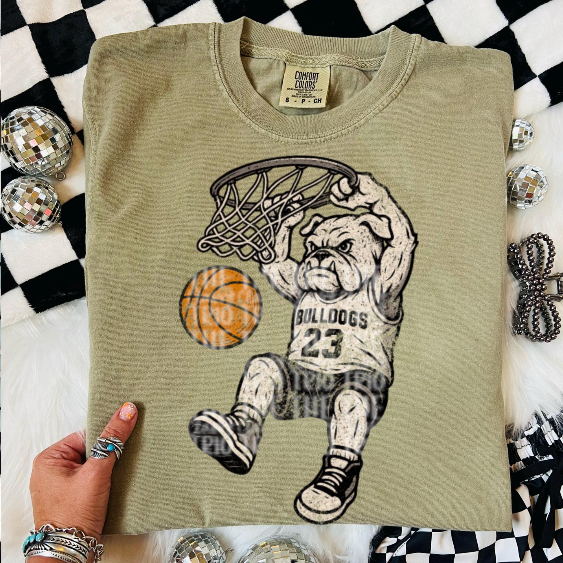 Bulldogs Basketball Distressed Design: Retro PNG Graphic (Digital Download)