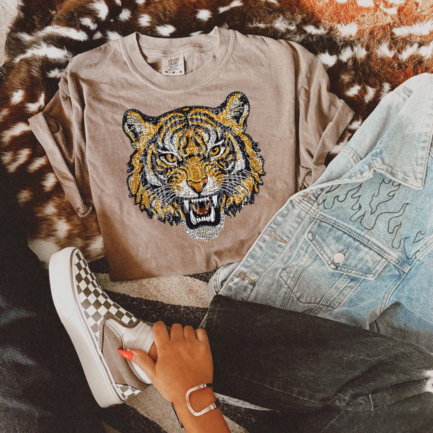 Faux Rhinestone Tiger | Digital Design | PNG | Sublimation | DTF | Mascot | Dazzle | Shirt Design | Country | Trending | Sparkle